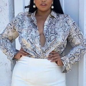 FASHIONNOVA SNAKE PRINT BUTTON DOWN SHIRT